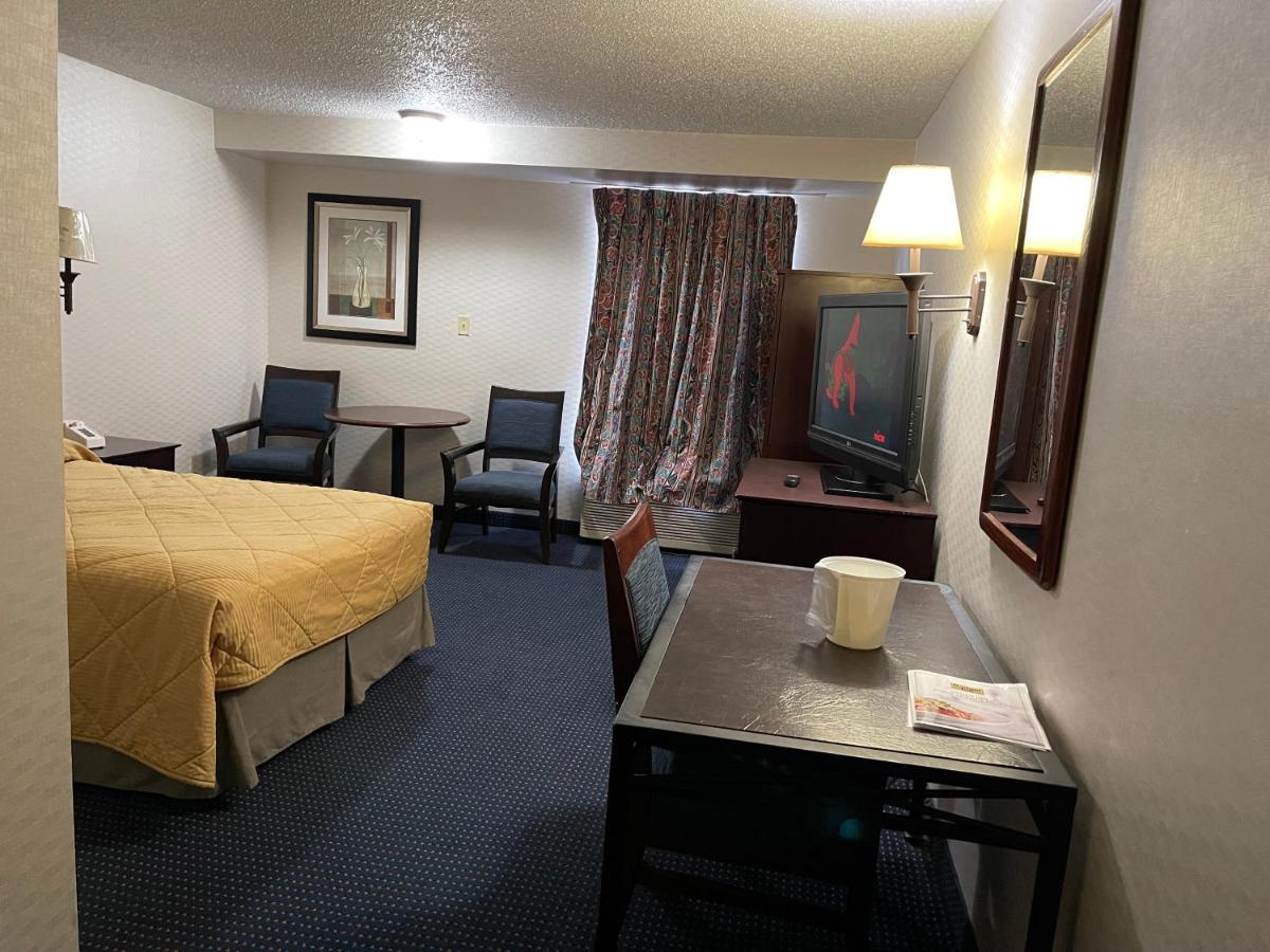 Budget Inn Temple Hills Eksteriør bilde