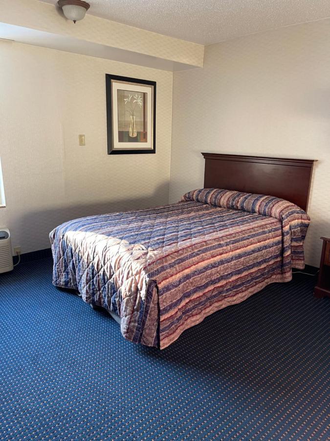 Budget Inn Temple Hills Eksteriør bilde